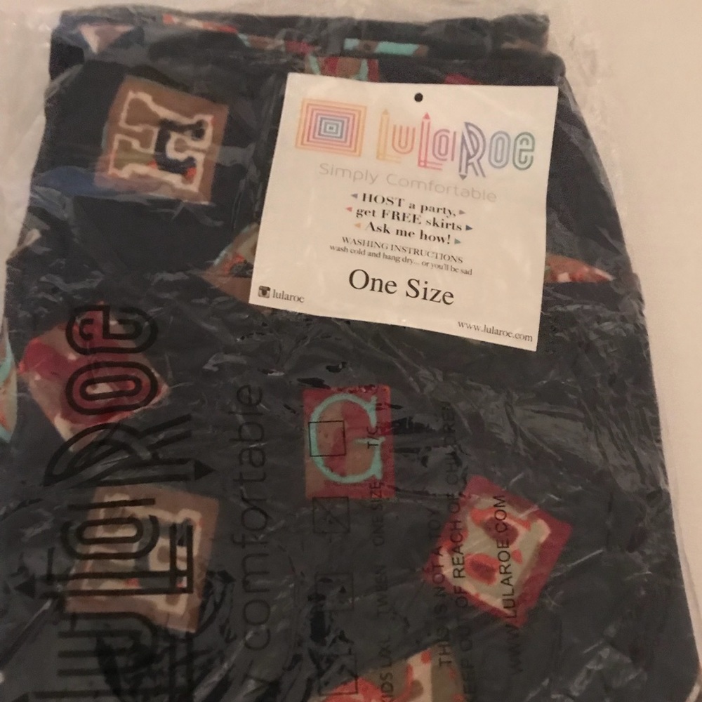 Brand new in bag Lularoe alphabet leggings OS